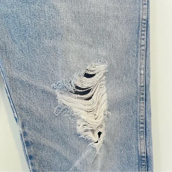 Vintage Wrangler Light Wash Straight Leg High Waist Jeans - Picture 6 of 8